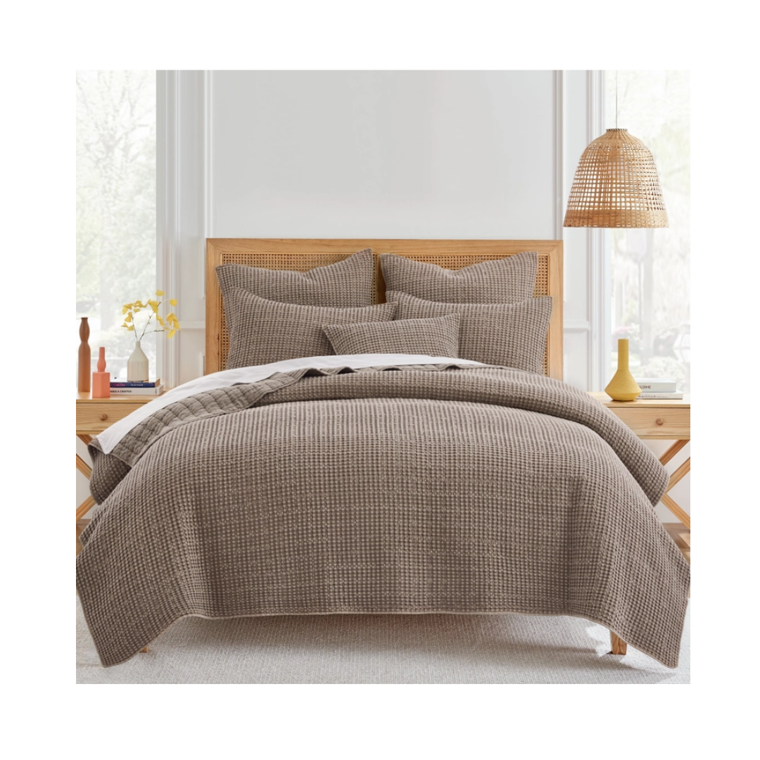 Mills Waffle Quilt Set