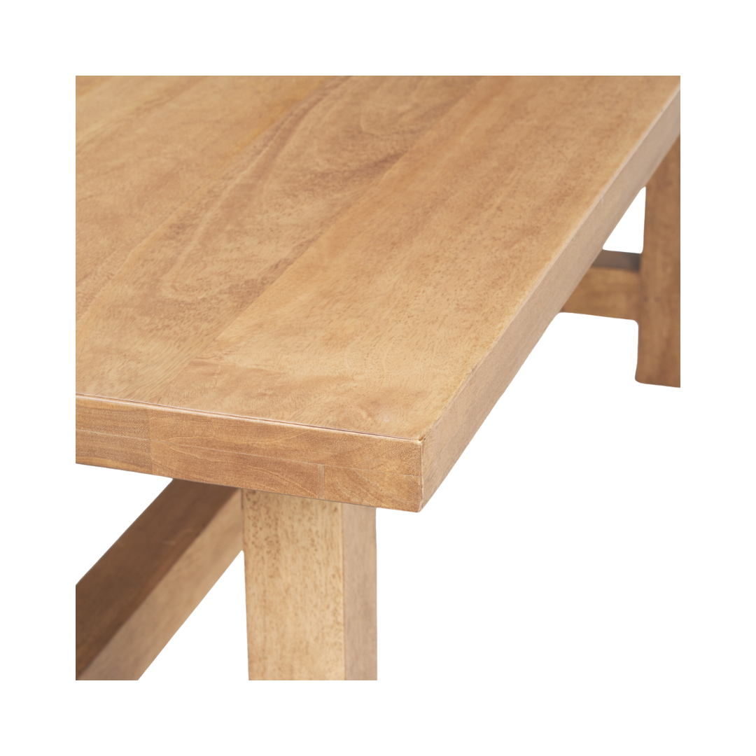 Suke Dining Table