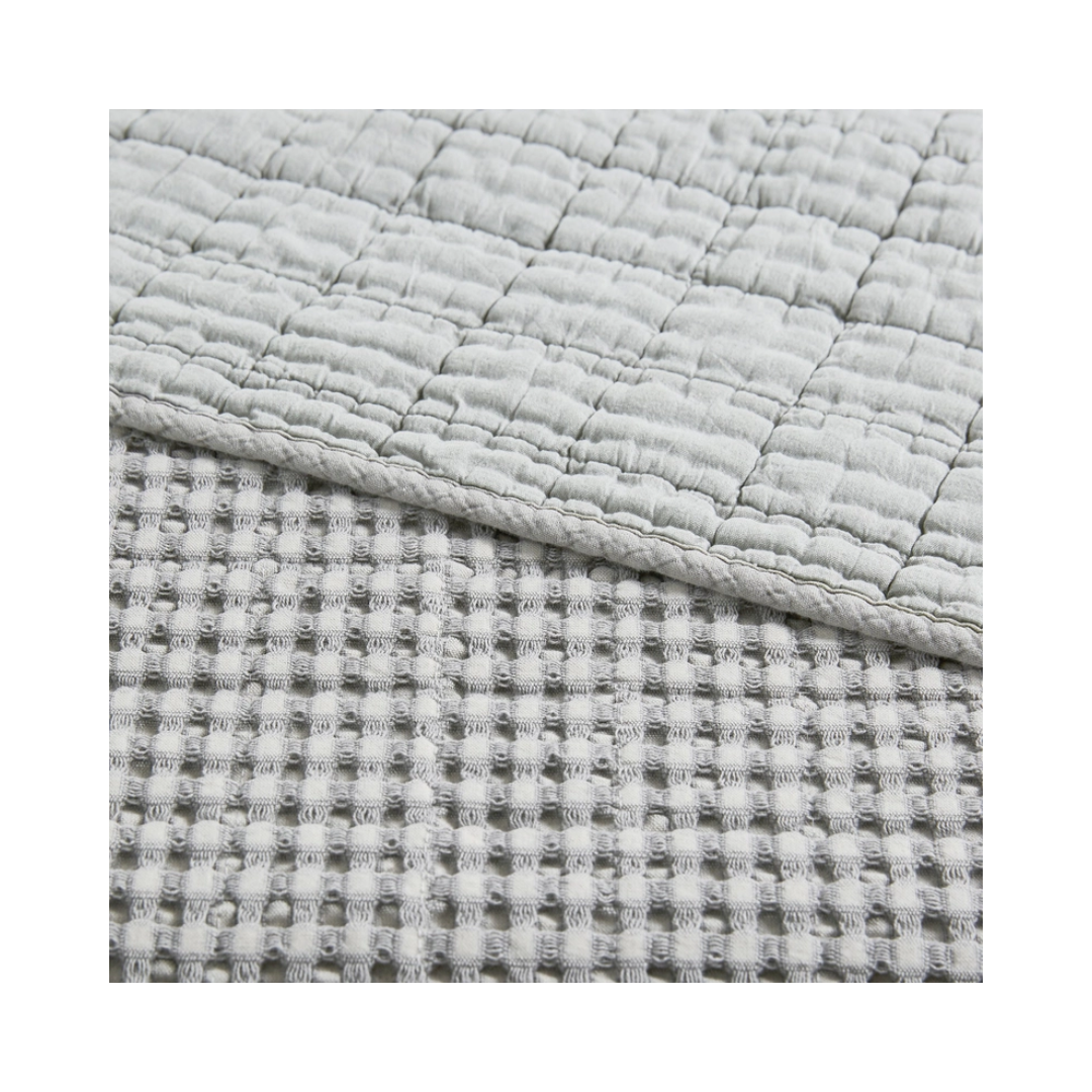 Mills Waffle Quilt Set