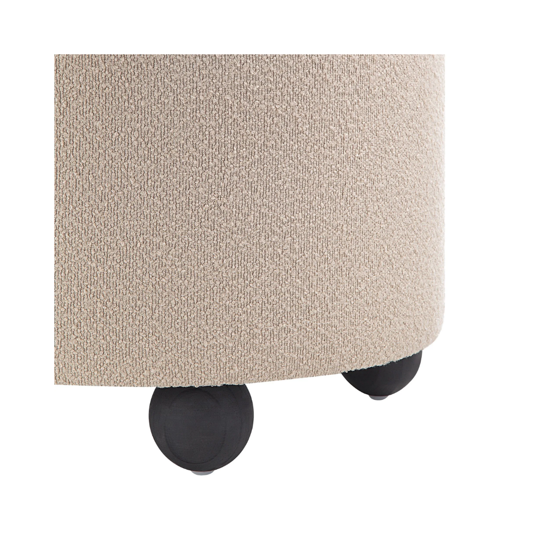 Claude Stool