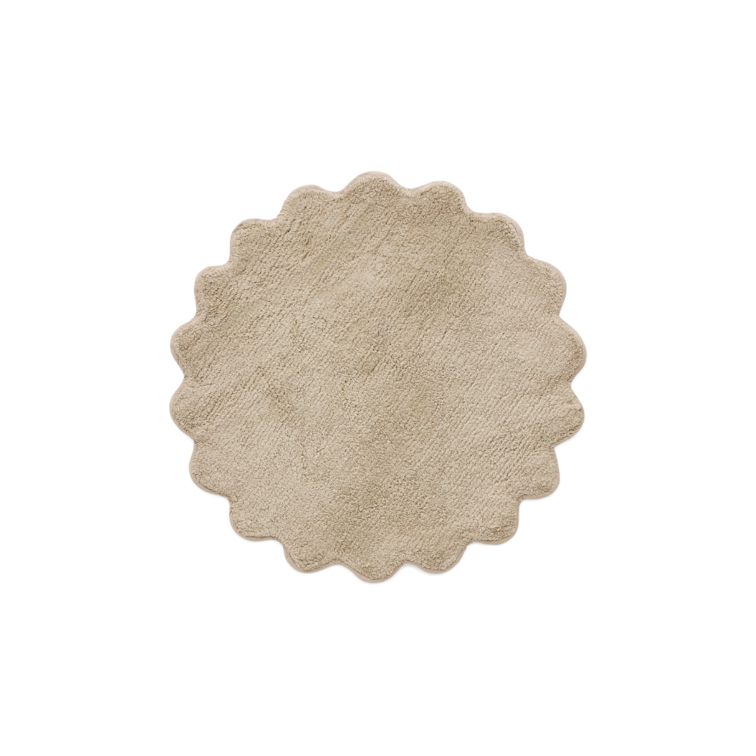 Tufted Scalloped Bathmat