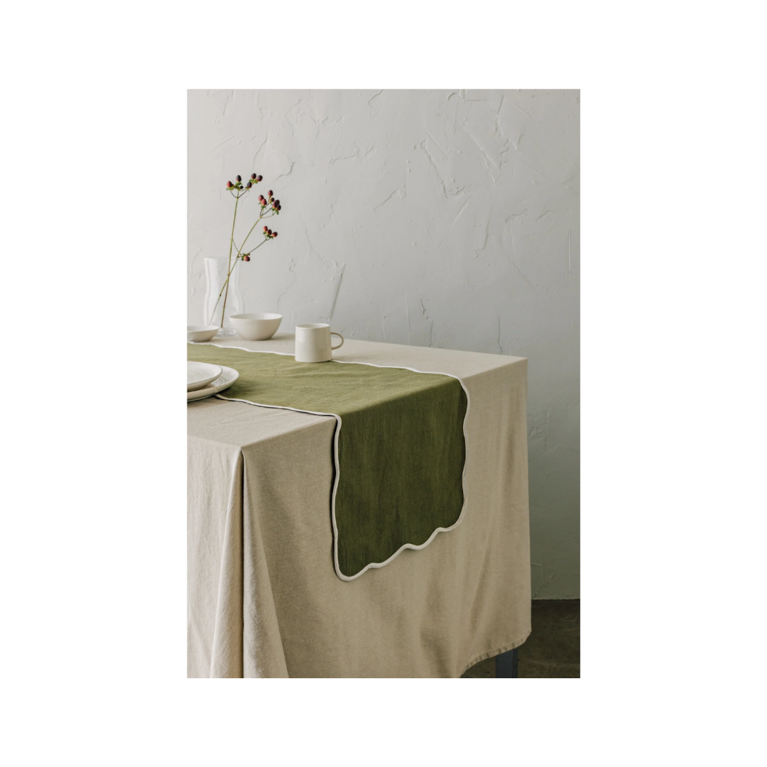 Olive Branch Florence Table Runner
