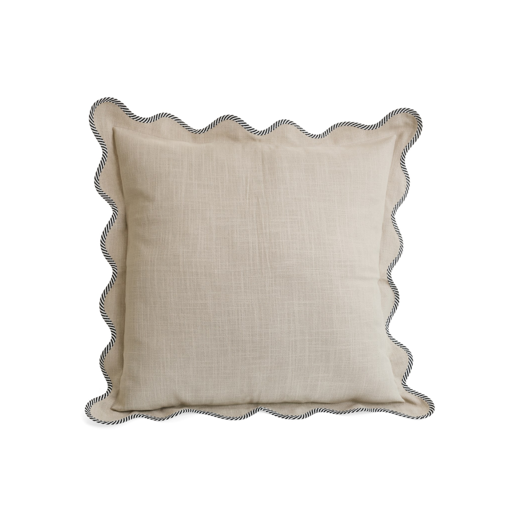 Scalloped Flange Pillow