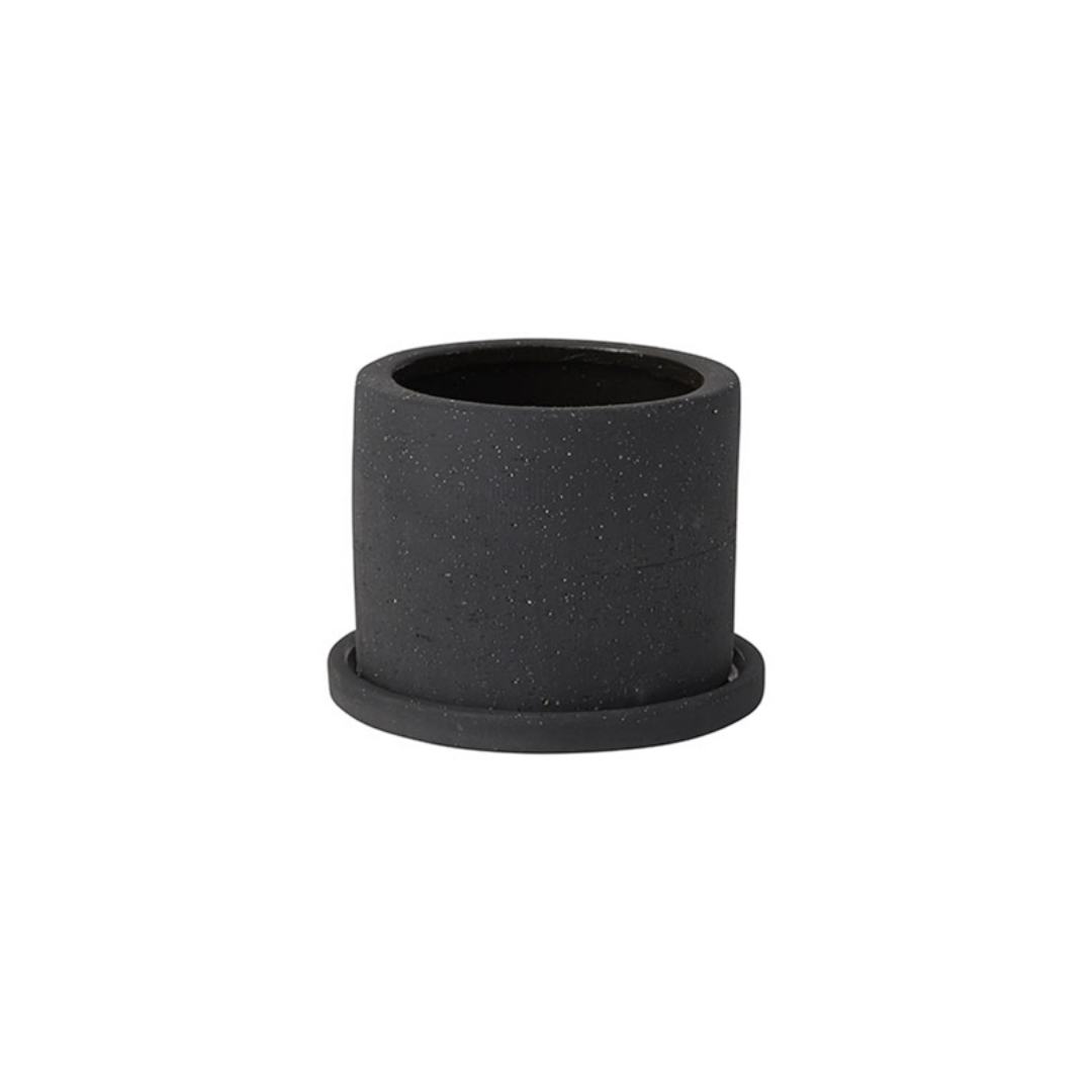 Easton Pot in Charcoal