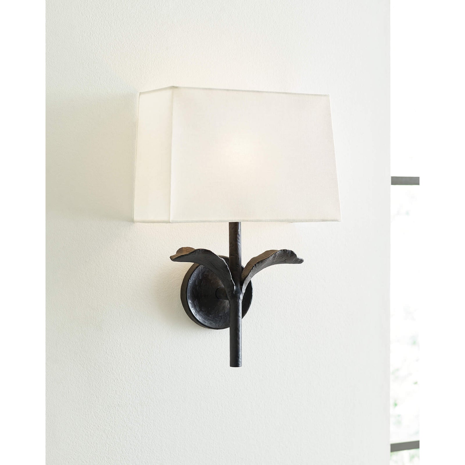Georgia Sconce