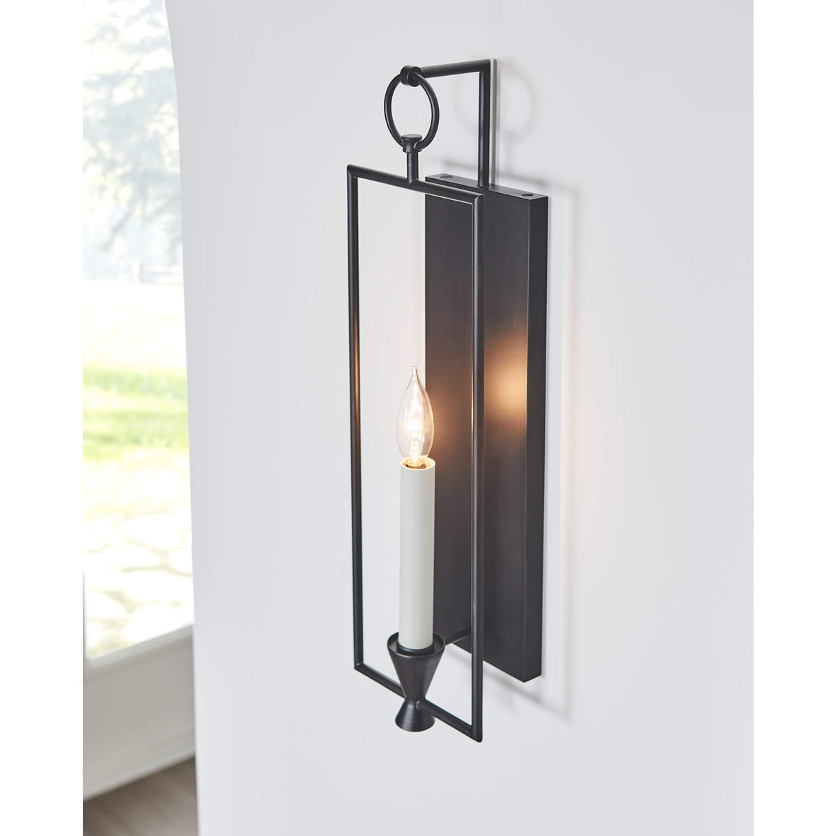 Keystone Sconce